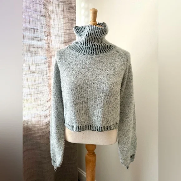 Altar’d State Cozy Crop Heather Green Sweater L - Main Image